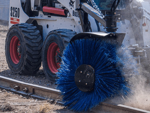 MAXX Feed Bunk Sweeper for Skid Steers & Small Wheel Loaders
