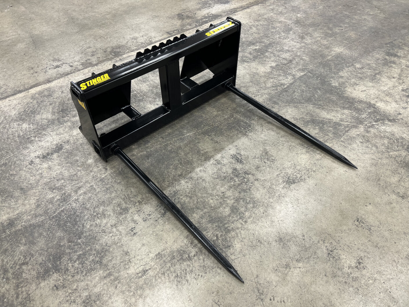 Stinger BS2 Bale Spear | Two-Tine Skid Steer Hay Spear – CrewTough