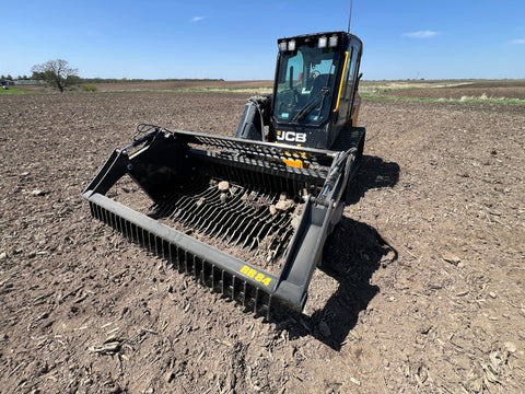 Stinger Tractor Rock Bucket & Reel Package